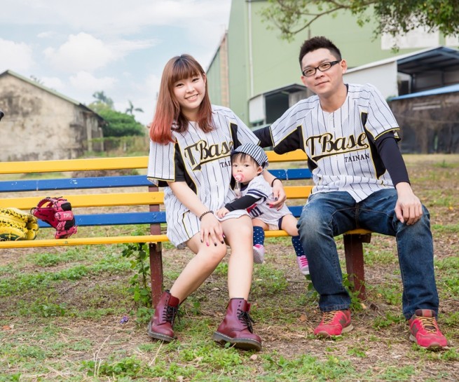 復古小火車,溫暖陽光,小溪,尹林兒童,阿斌師,嘉義兒童攝影,嘉義兒童寫真,台南兒童攝影,台南兒童寫真,高雄兒童寫真,南部兒童攝影,高雄兒童攝影, 屏東兒童攝影,屏東兒童寫真,拍寶寶,滿月拍,抓周,拍小孩,寶寶童話,全家福,到府拍攝,南州火車站,戶外,親子寫真